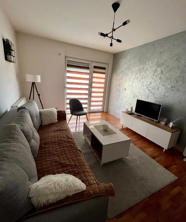 Apartman Lux Vranje Eksteriør billede